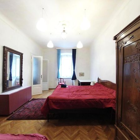 Casa Antica - Historical Apartment In Old City Center Trieste Oda fotoğraf