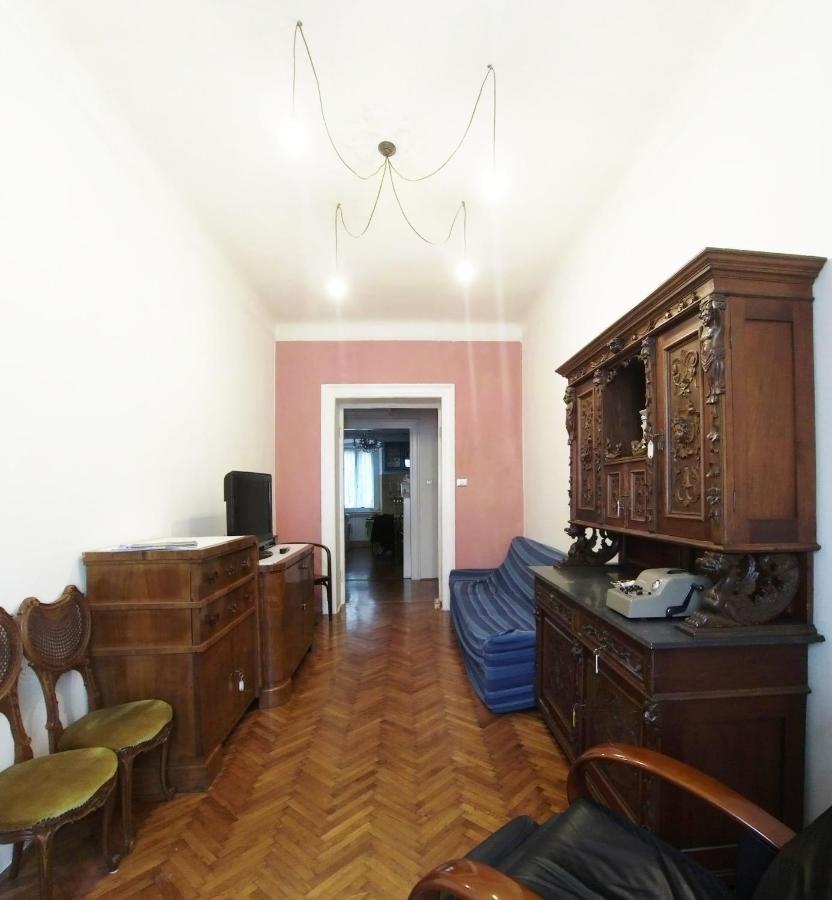 Casa Antica - Historical Apartment In Old City Center Trieste Dış mekan fotoğraf