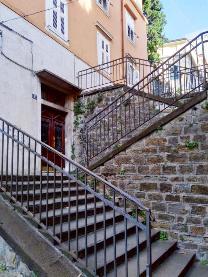 Casa Antica - Historical Apartment In Old City Center Trieste Dış mekan fotoğraf