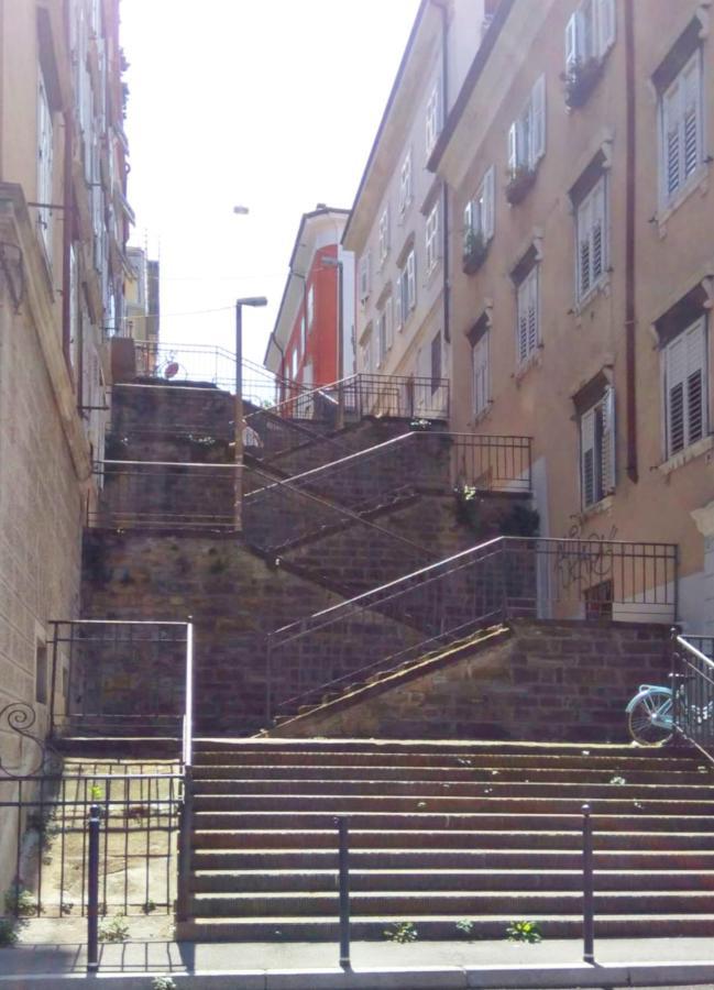 Casa Antica - Historical Apartment In Old City Center Trieste Dış mekan fotoğraf