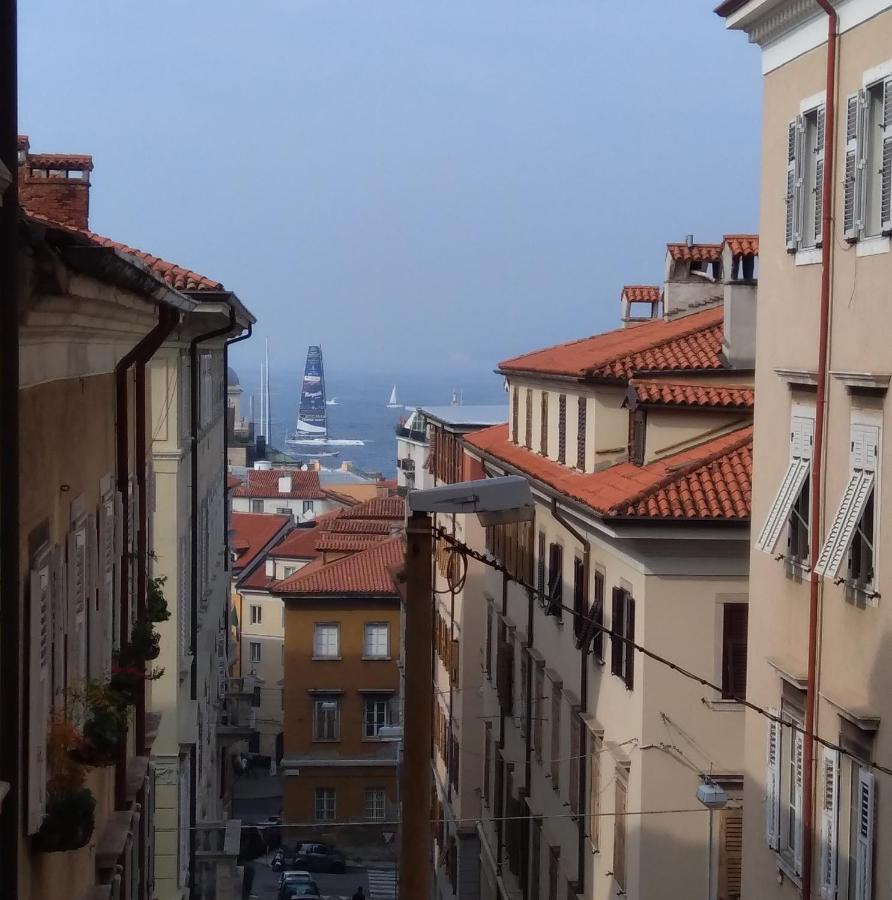 Casa Antica - Historical Apartment In Old City Center Trieste Dış mekan fotoğraf