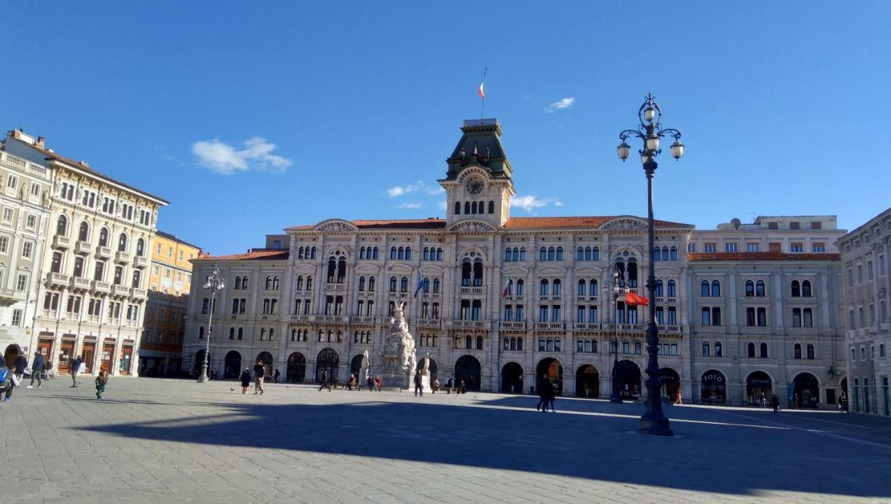 Casa Antica - Historical Apartment In Old City Center Trieste Dış mekan fotoğraf