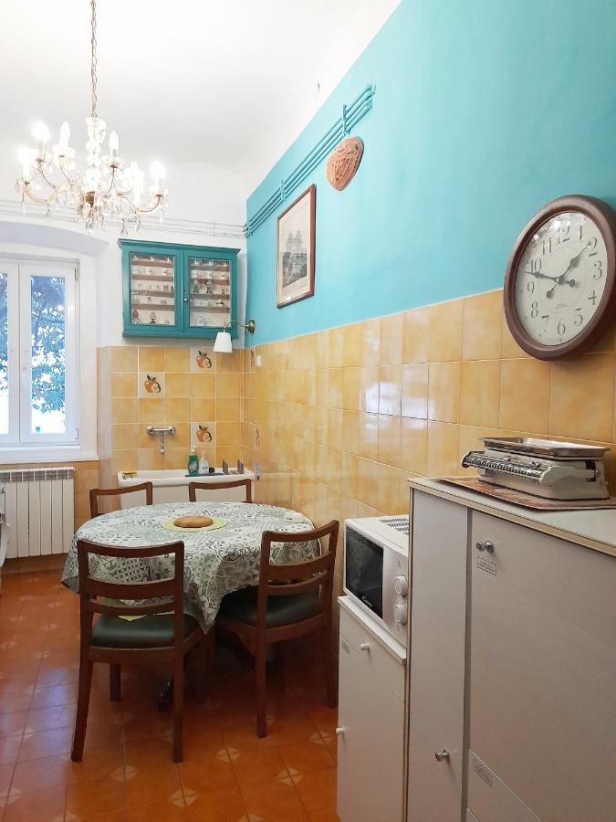 Casa Antica - Historical Apartment In Old City Center Trieste Dış mekan fotoğraf